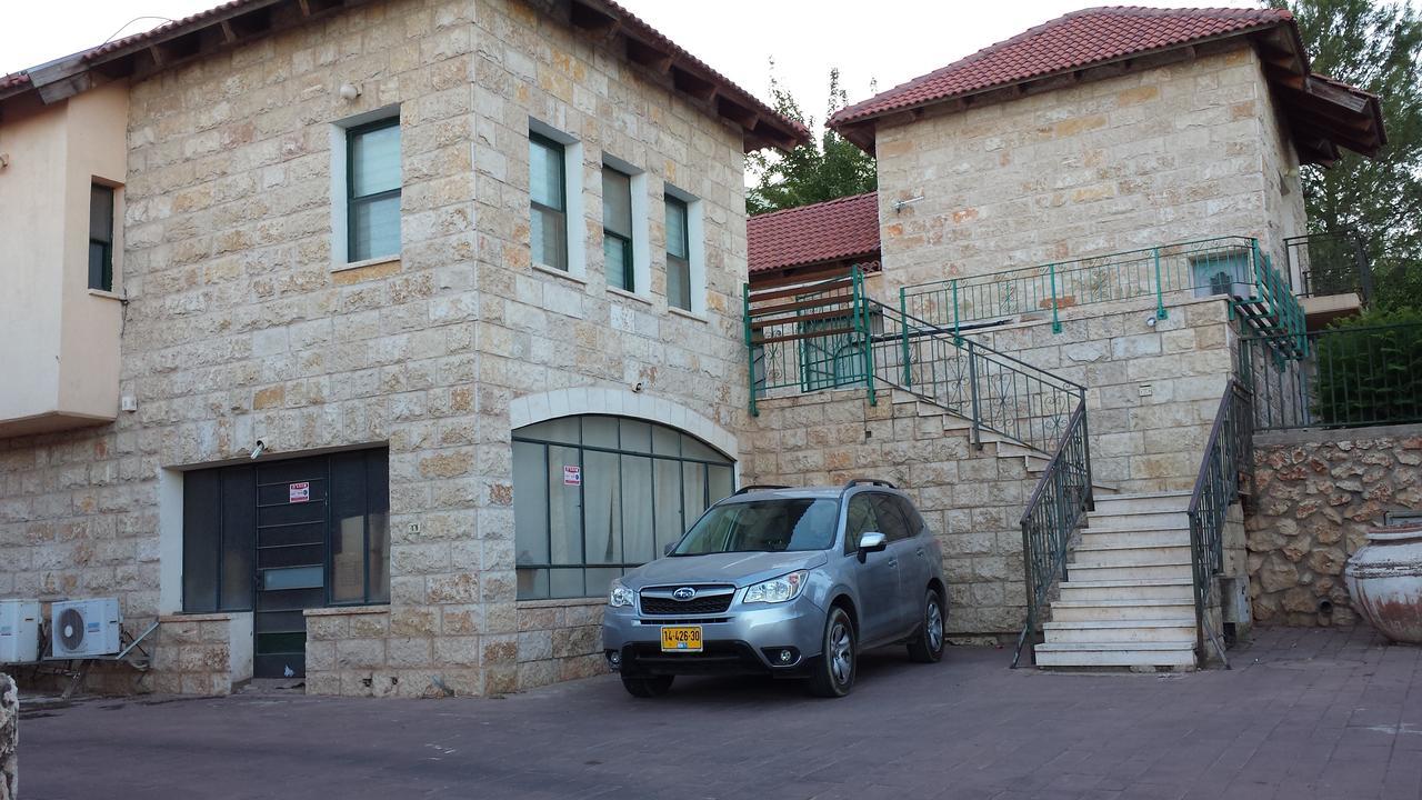 Erella'S Villa Rosh Pinna Exteriör bild
